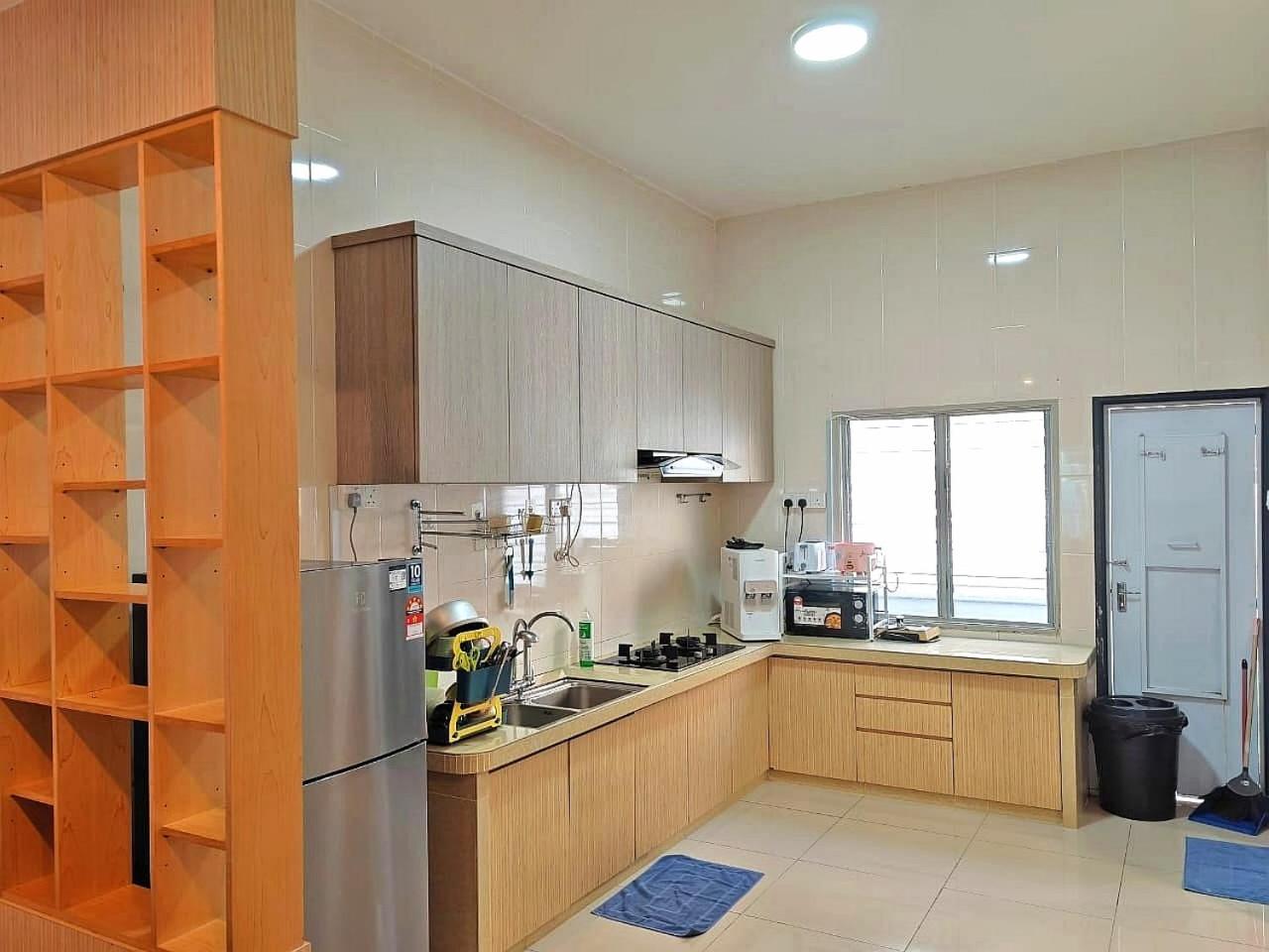 W25 Atgoldenhills Nightmarket Wifi 4r Holiday home *